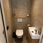 לינה וארוחת בוקר Het Reekse Bos 3*