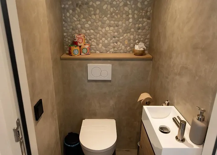 Alojamento de Acomodação e Pequeno-almoço Het Reekse Bos 3*